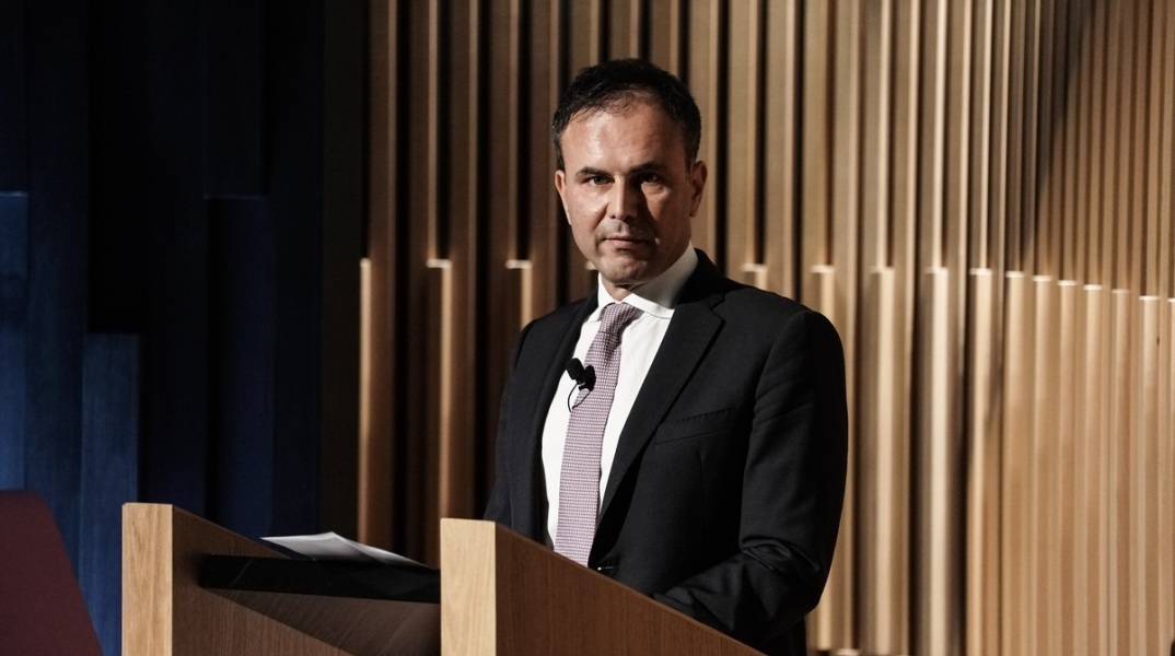 Αλέξης Πατέλης για Ευάγγελο Αντώναρο: Μετά τον Μιθριδάτη, και άλλος υποψήφιος βουλευτής του ΣΥΡΙΖΑ διατυπώνει ομοφοβικό λόγο.