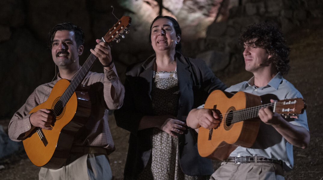 "Η Ανατολή" σε σκηνοθεσία Βαγγέλη Θεοδωρόπουλου στο Θέατρο του Νέου Κόσμου