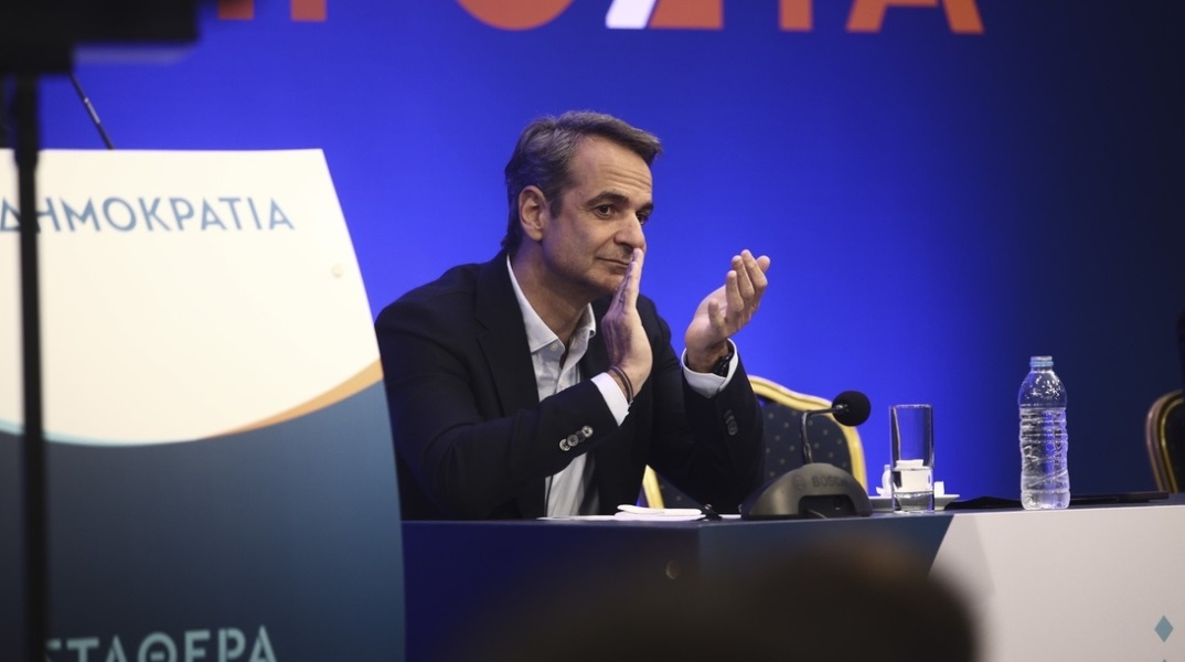 Στη δημοσιότητα το πρώτο προεκλογικό σποτ της ΝΔ - Ο Κυριάκος Μητσοτάκης ζητά τη στήριξη των πολιτών «για να κάνει πράξη τρεις μεγάλους εθνικούς στόχους».