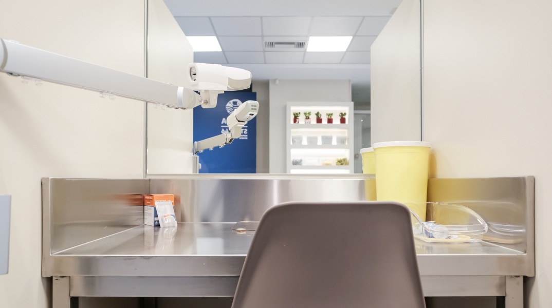 Χώρος Εποπτευόμενης Χρήσης ΟΚΑΝΑ: 10.692 επισκέψεις σε έναν χρόνο, 987 ωφελούμενοι - Πώς λειτουργεί θεραπευτικά η δομή στο πεδίο των εξαρτήσεων.