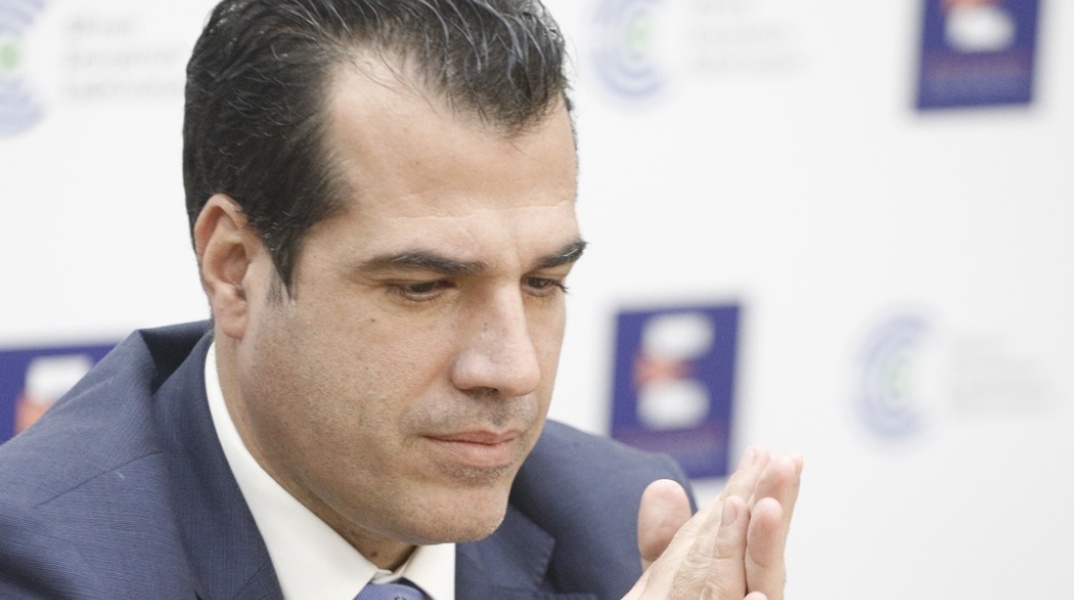 Ο υπουργός Υγείας, Θάνος Πλεύρης