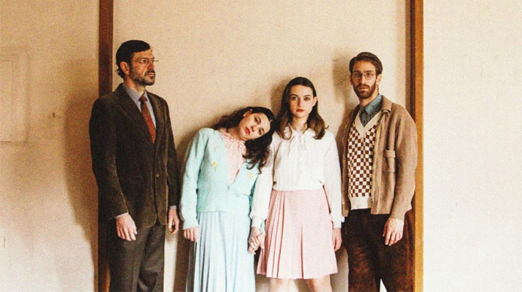 Στο «Εσωτερικό» του Μαίτερλινκ η ευτυχία και η δυστυχία συνυπάρχουν 