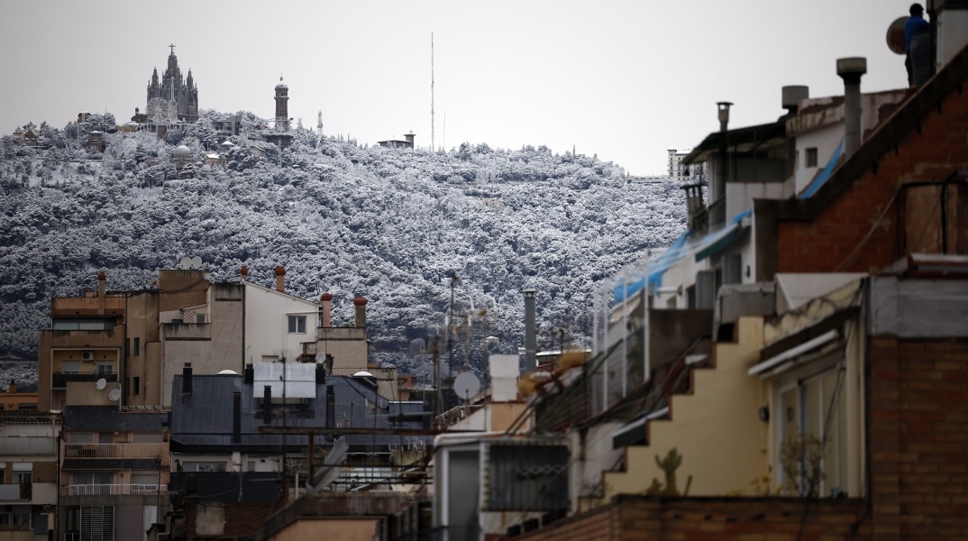 Ισπανία: Μετά την ξηρασία και τον καύσωνα, χιόνισε στα βόρεια - Την πιο άνυδρη χειμωνιάτικη περίοδο στα χρονικά διένυε η χώρα.