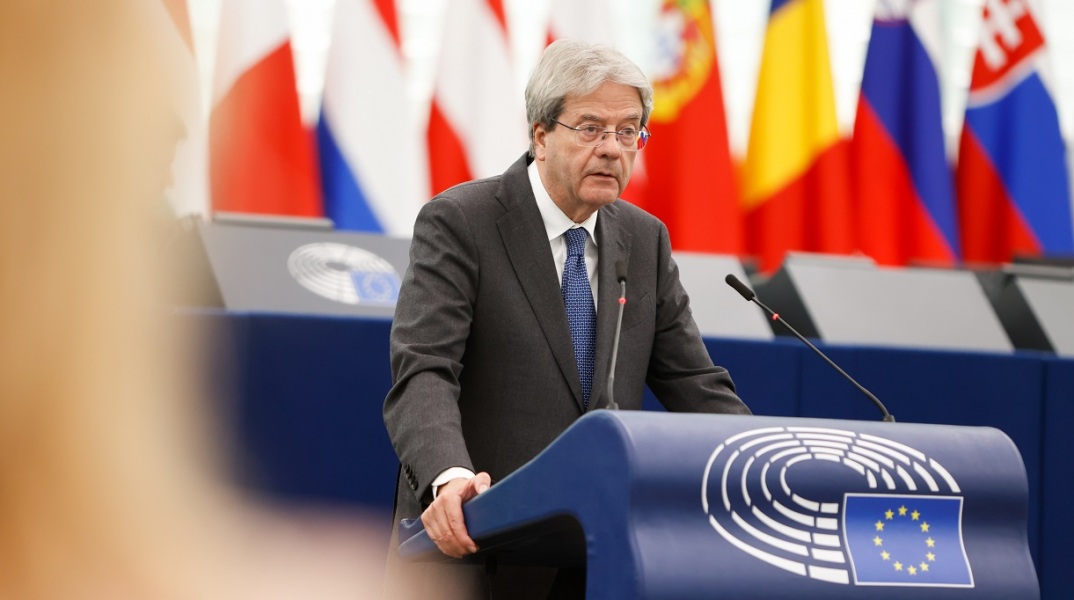 ΕΕ: «Διπλάσια ανάπτυξη του μέσου όρου της ευρωζώνης» έχει η Ελλάδα το 2023, δηλώνει ο Επίτροπος Οικονομίας, Πάολο Τζεντιλόνι - Στο 2,4% η πρόβλεψη.