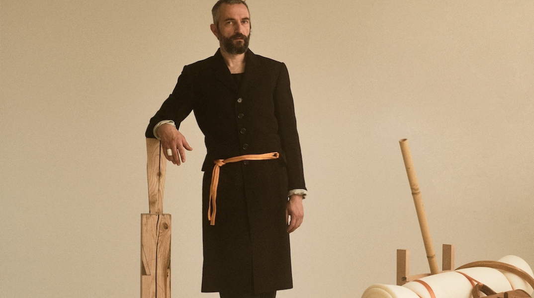 Τα "Βατράχια" από την Έφη Μπίρμπα και τον Άρη Σερβετάλη κατεβαίνουν στην Επίδαυρο