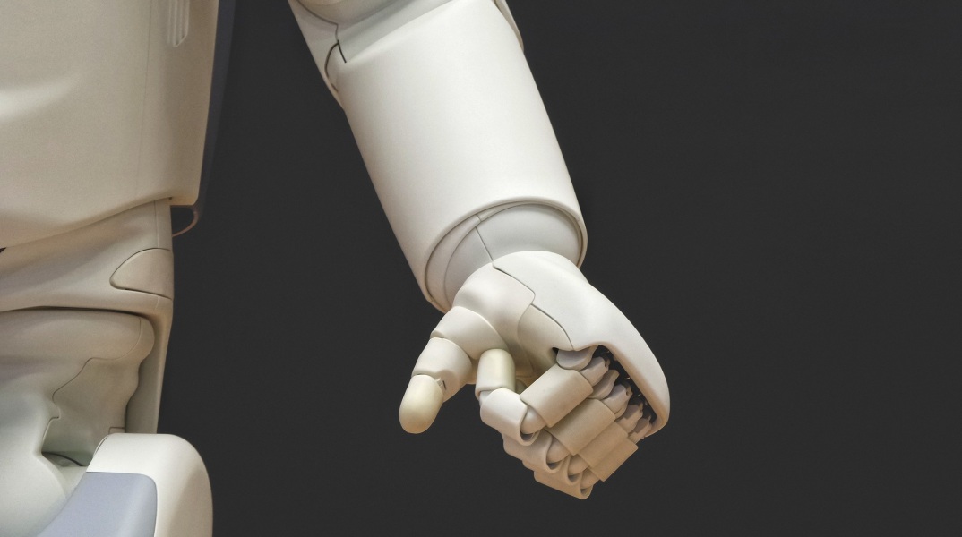 Η τεχνητή νοημοσύνη απειλεί το μέλλον της ανθρωπότητας, σύμφωνα με το 61% των Αμερικανών - Αρνητικά αποτελέσματα προβλέπονται σε δημοσκόπηση.