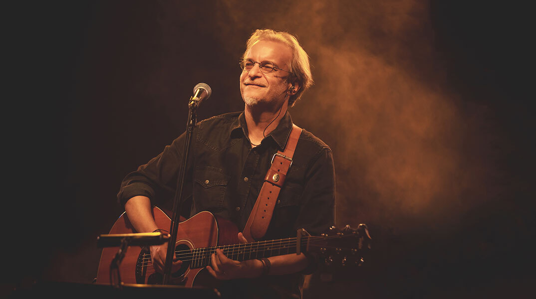 Οι Περσείδες του Μίλτου Πασχαλίδη θα «φωτίσουν» το Θέατρο Βράχων Μελίνα Μερκούρη