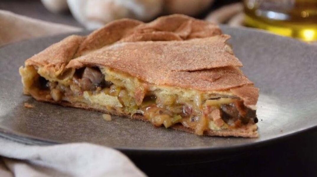 Mανιταρόπιτα με καρύδια