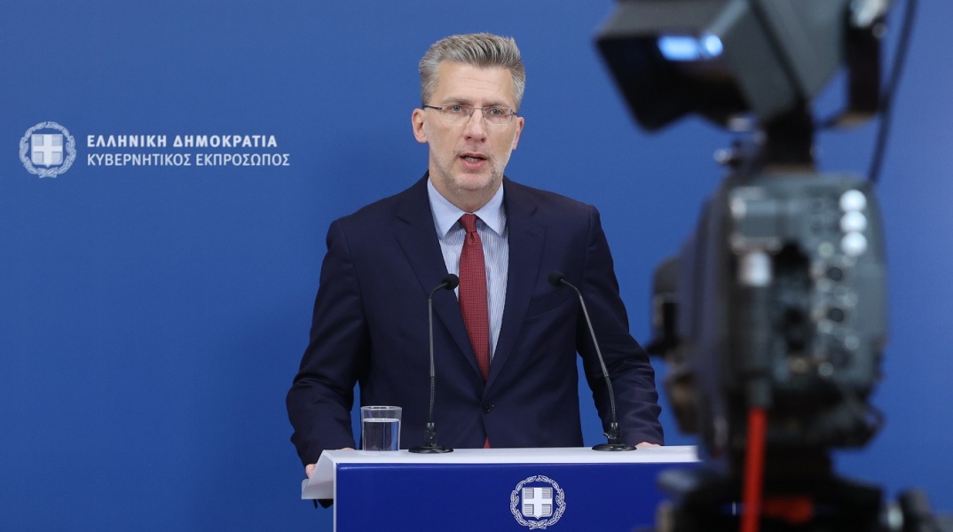 Εκλογές 2023 - Άκης Σκέρτσος: Η κοινωνία φοβάται και απορρίπτει τον Αλέξη Τσίπρα - Ας κατέβει από τον θώκο του αλαζονικού ηγεμόνα.