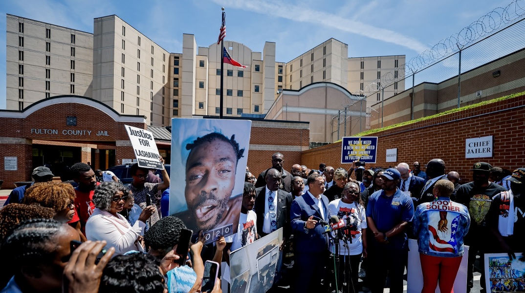 ΗΠΑ: Κρατούμενος που έπασχε από σχιζοφρένεια παραμελήθηκε μέχρι θανάτου σε κελί - αίθουσα βασανιστηρίων του αμερικανικού Νότου.