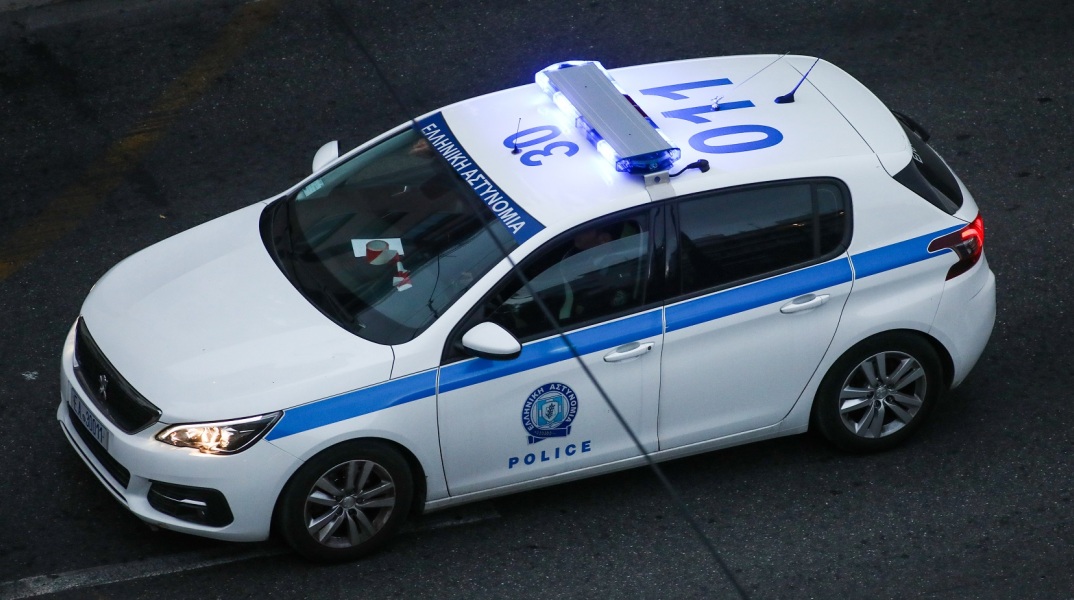 Εκτεταμένες έρευνες στην περιοχή  Λάρισα: 5οχρονος εξαφανίστηκε υπό περίεργες συνθήκες - Αγνοείται αφότου σχόλασε από την εργασία του - Έρευνες των αρχών στην περιοχή Αμπελάκια.