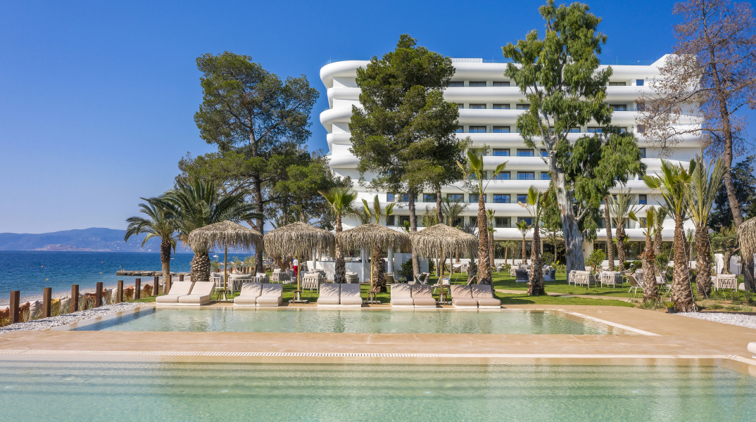 Isla Brown Corinthia 