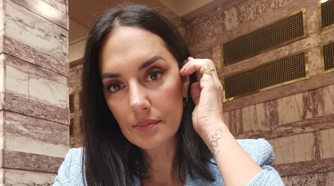 Νόνη Δούνια: Το πρώτο μήνυμα μετά τις εκλογές - Άτοπη και άδικη η ταμπέλα «celebrity», δηλώνει σε ανάρτησή της η πρώην βουλευτής.