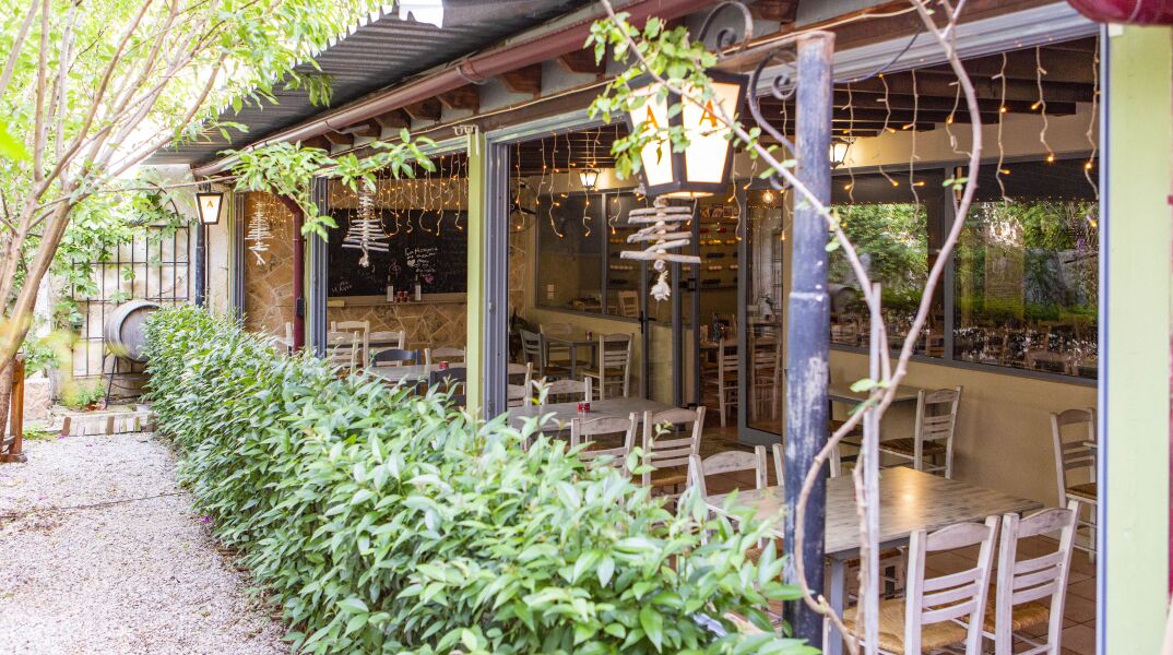 Ο Μίμης και η Άννα