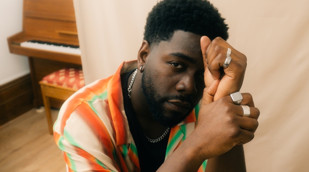 Jake Isaak ft. Jack Savoretti - When It Hurts: Το τραγούδι της ημέρας, Σάββατο 27 Μαΐου 2023, από τον Athens Voice 102.5