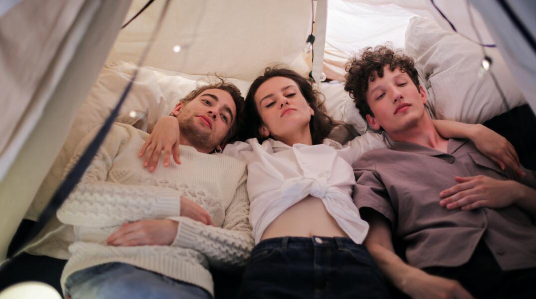 πολυγαμία και αρομαντισμός 