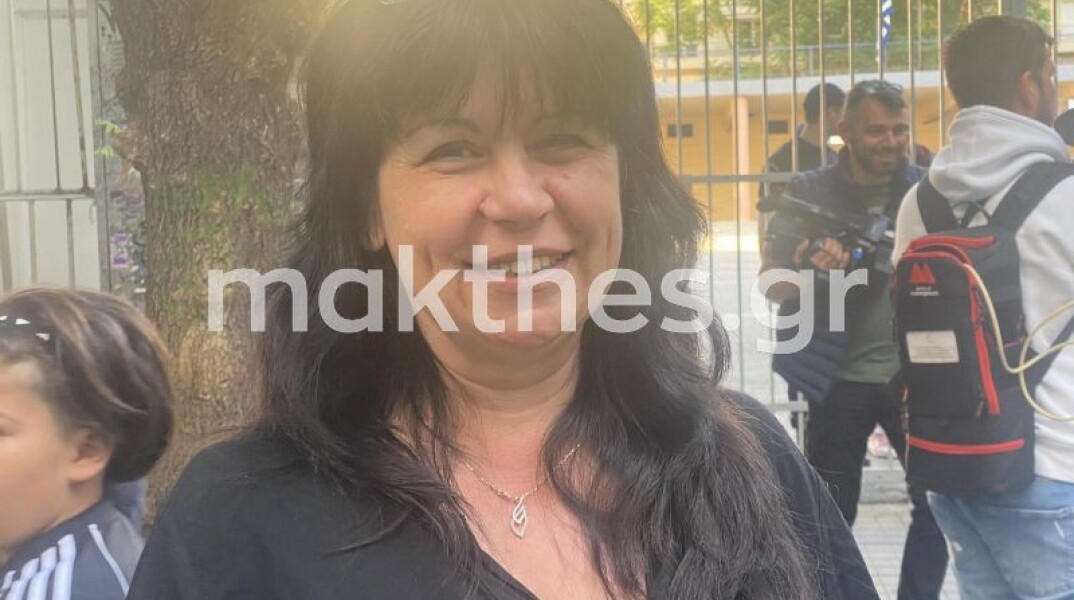 Πανελλήνιες 2023: Η Άννα Μοναστηρίωτη δίνει ξανά εξετάσεις μετά από 35 χρόνια