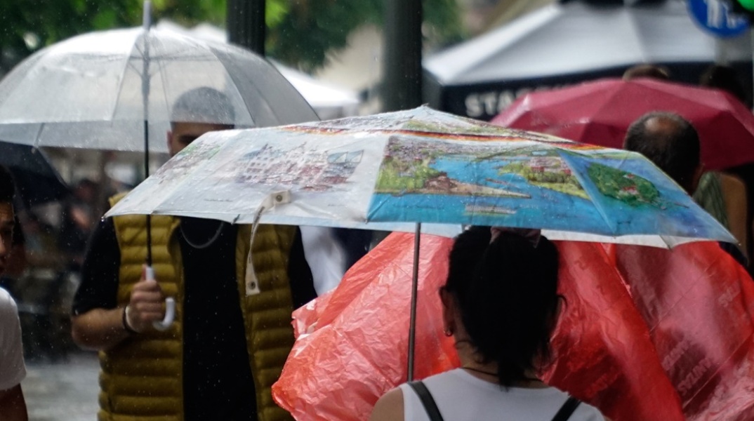 Βροχερό το τοπίο τη Δευτέρα - Άνεμοι έως 7 μποφόρ θα πνέουν στο Αιγαίο