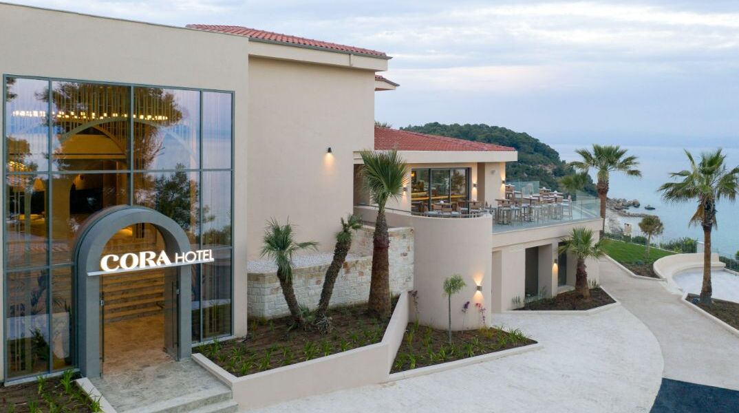 Cora Hotel & Spa Resort