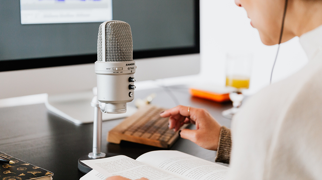 Η Key Books Διαβάζει για τους Άλλους