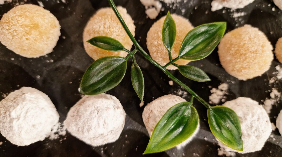 Πανεύκολα αμυγδαλωτά με λεμόνι