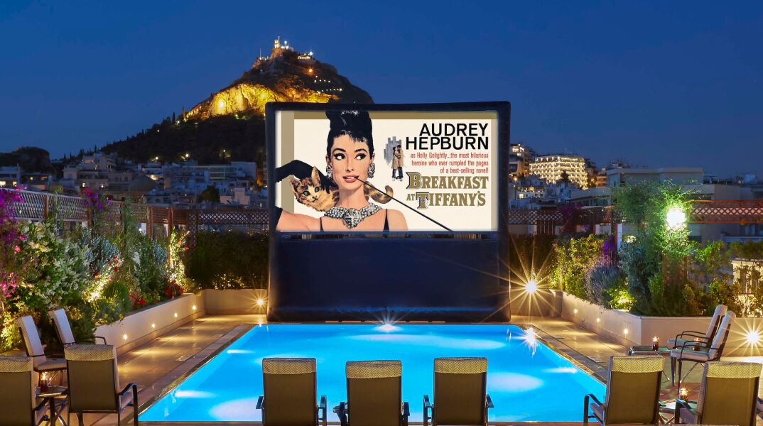 Pool Your Cinema στη Μεγάλη Βρεταννία