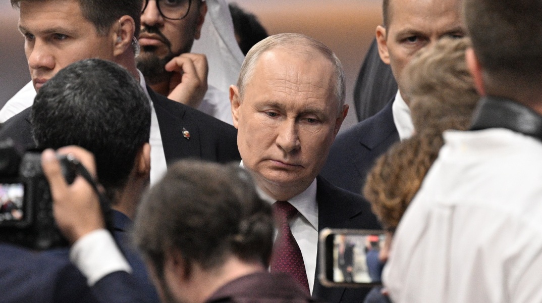 Ρωσία - Ουκρανία: Ο Πούτιν χαρακτήρισε τον πρόεδρο Ζελένσκι «ντροπή για τον εβραϊκό λαό» - Οι χωρίς αποδείξεις ισχυρισμοί του στην Αγία Πετρούπολη.
