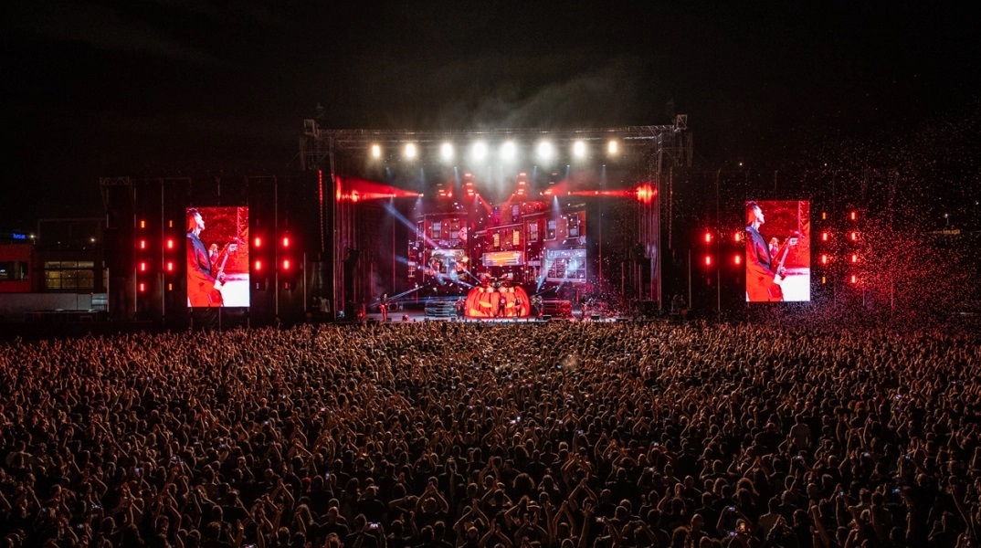 Release Athens 2023: Φωτορεπορτάζ από τη δεύτερη metal μέρα με Helloween, Jinjer, Beyond The Black και Silent Winter, στην Πλατεία Νερού.