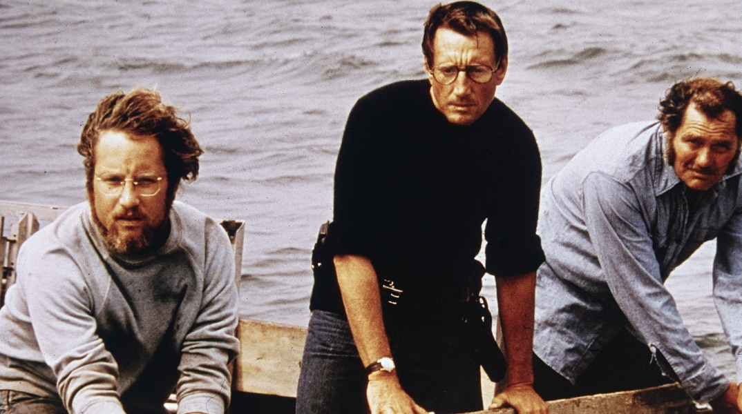 Σαν σήμερα 20 Ιουνίου: Το 1975, η ταινία «Jaws» του Στίβεν Σπίλμπεργκ κάνει πρεμιέρα στους κινηματογράφους και εγκαινιάζει τη βιομηχανία των blockbuster.