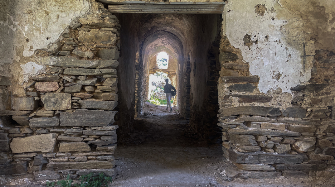 Naxos 13-18: The Photo Exhibition: έργο της Ιουλιανής Μαργαρίτη