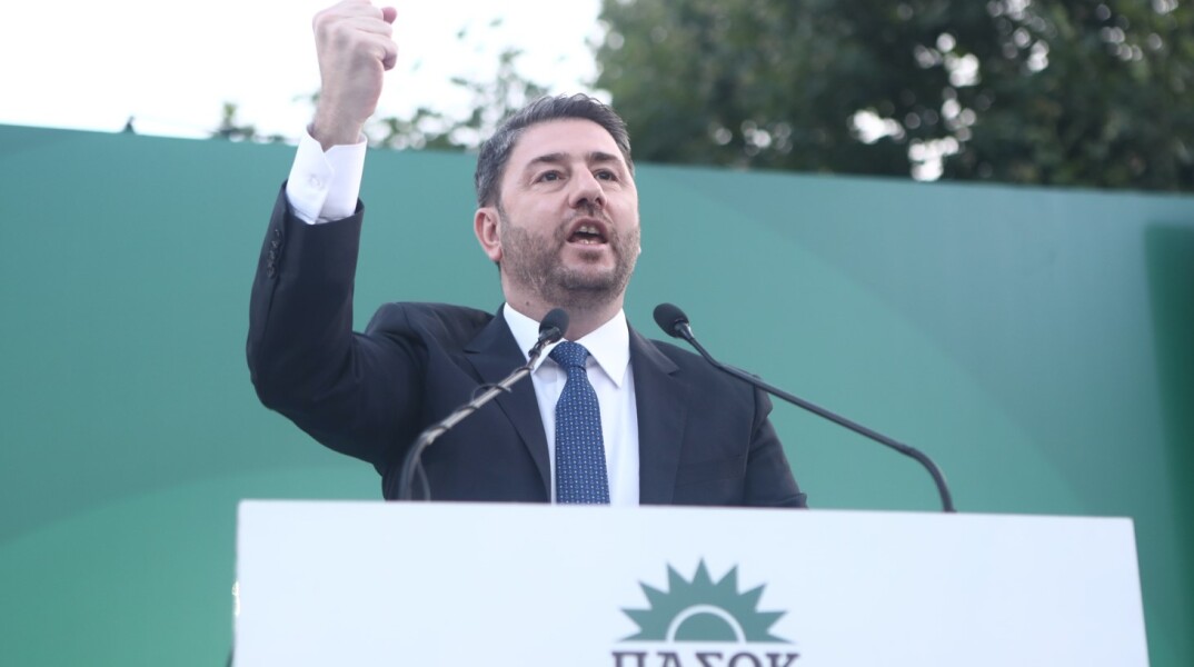 Live η ομιλία του Νίκου Ανδρουλάκη στο Θησείο