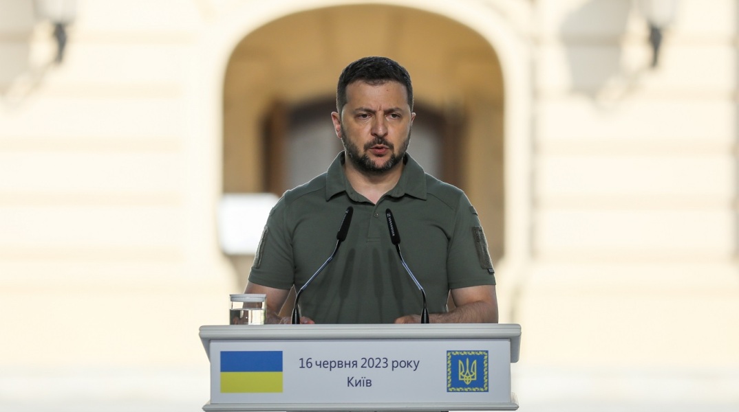 Ουκρανία - Βολοντίμιρ Ζελένσκι: «Η Ρωσία προετοιμάζει τρομοκρατική επίθεση που θα περιλαμβάνει διαρροή ραδιενέργειας στη Ζαπορίζια». 