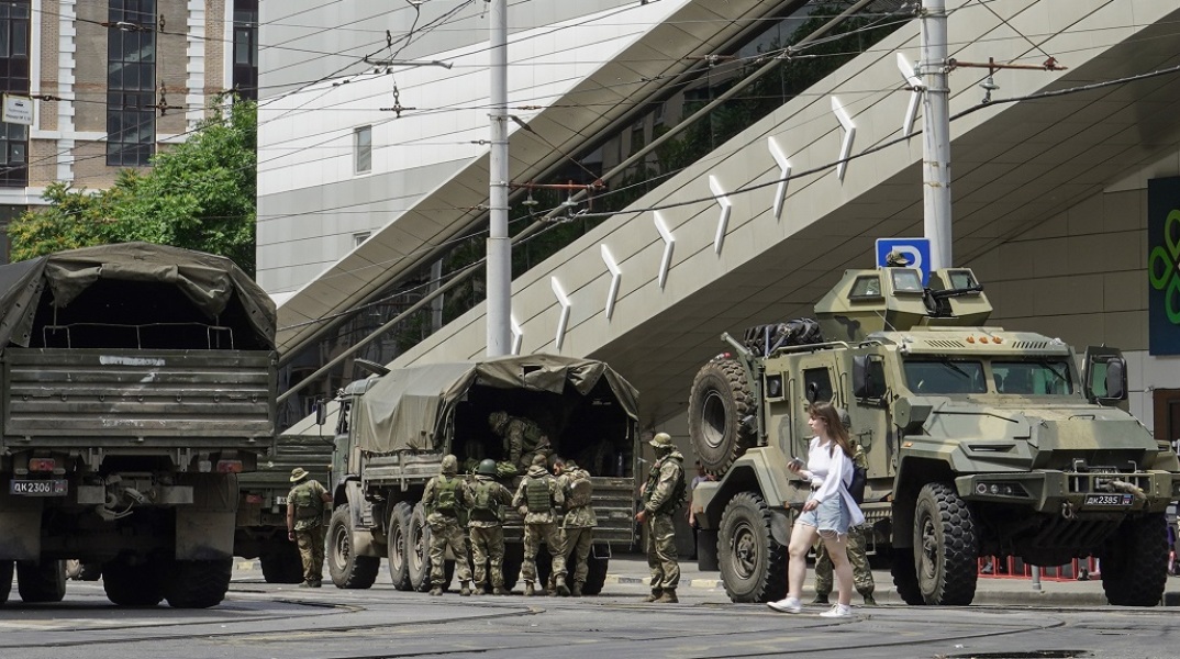 Κρίση στη Ρωσία: Οι μισθοφόροι της Wagner εγκαταλείπουν το Ροστόφ - Ξεκίνησε η αποχώρηση των ανδρών του Γιεβγκένι Πριγκόζιν.