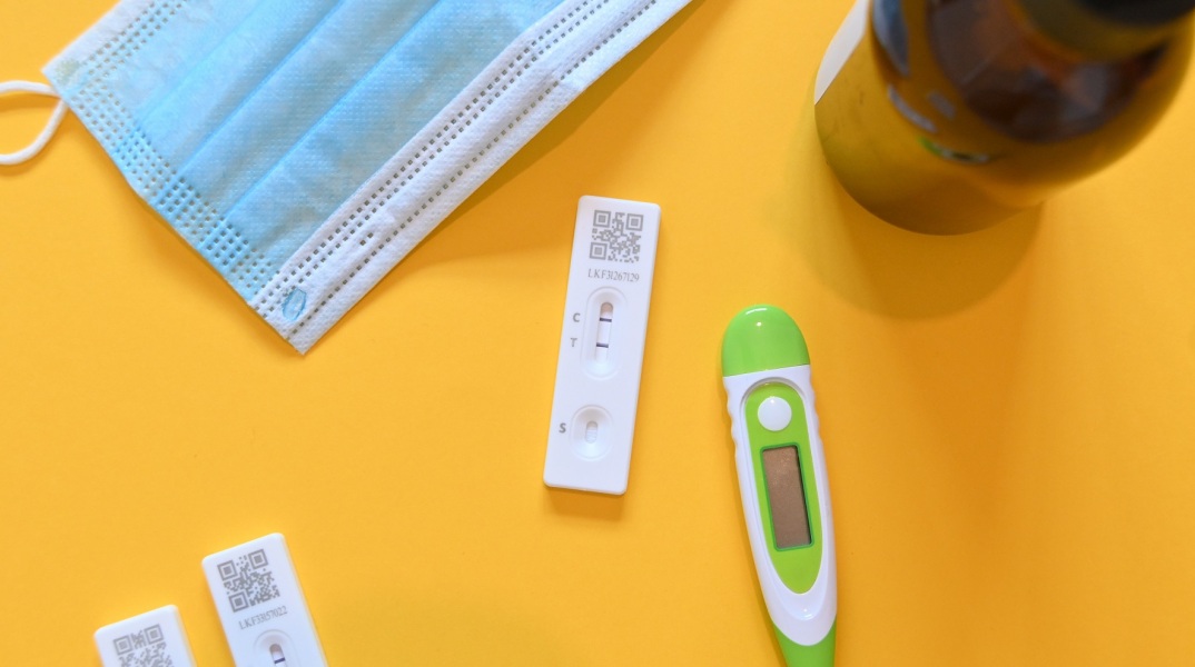 Παγκόσμιος Οργανισμός Υγείας: «Η Covid-19 δεν έχει εξαφανιστεί», προειδοποιεί ο ΠΟΥ Ευρώπης - Σχεδόν 1.000 νέοι θάνατοι την εβδομάδα.