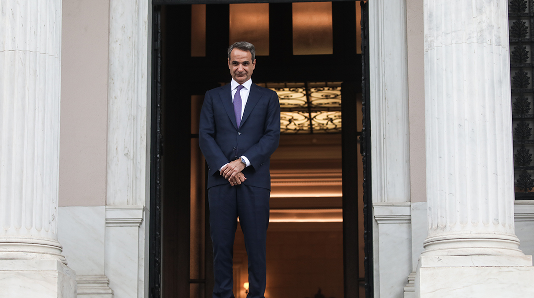 Ο λαός θέλει. Ο Μητσοτάκης;