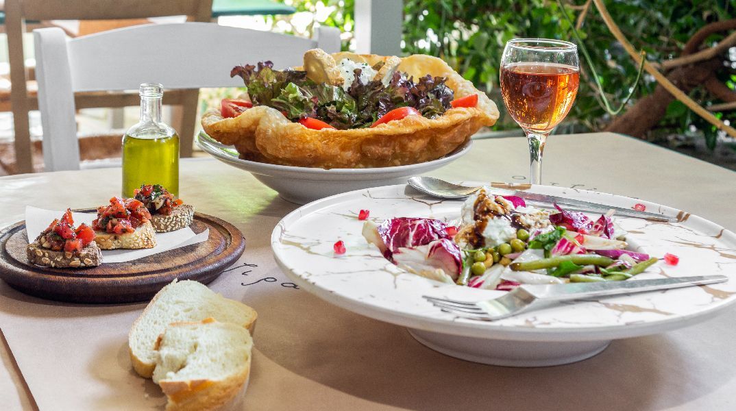 Ο Τζίτζιρας κι ο Μίτζιρας