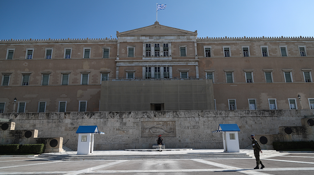 Ο ηλικιακός ρατσισμός στην Ελλάδα και οι νέοι βουλευτές