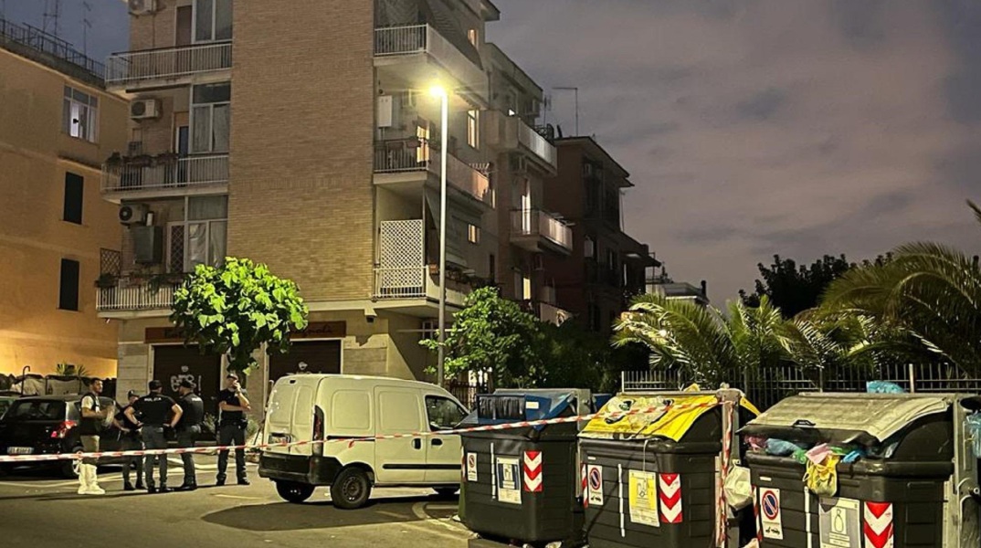Ιταλία: Υπό προσωρινή κράτηση ο φίλος της δεκαεπτάχρονης που βρέθηκε νεκρή σε καρότσι λαϊκής αγοράς στη Ρώμη - Μαρτυρίες κατοίκων τον ενοχοποιούν.