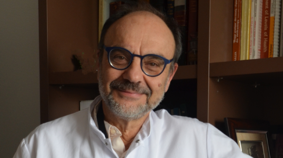 Θάνος Μπενέτος: Ο πρώτος Έλληνας, ο πρώτος μη-Γάλλος ακαδημαϊκός στη Γαλλία