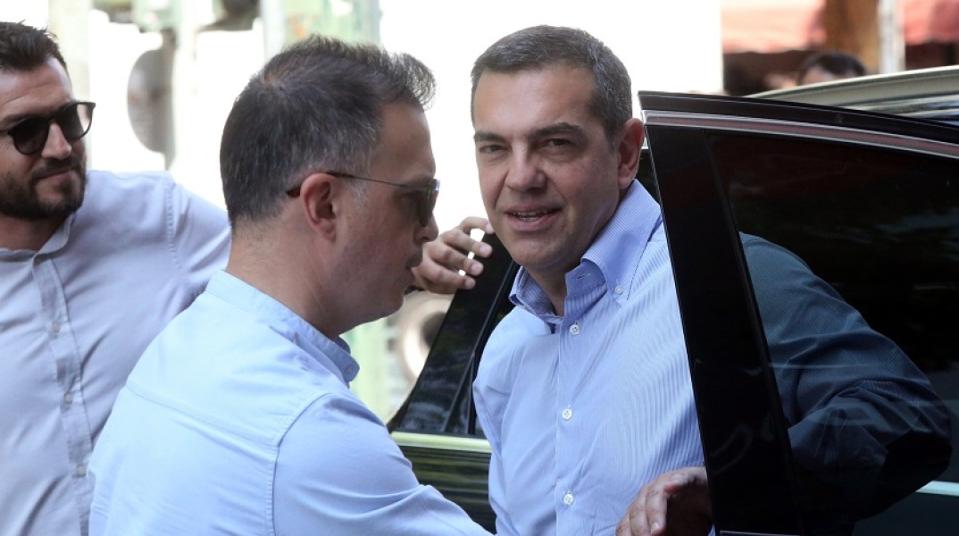 Γαλλία: Στην αποχώρηση του Αλέξη Τσίπρα από την ηγεσία του ΣΥΡΙΖΑ αναφέρεται ο σημερινός Τύπος της χώρας - Τα σχόλια των ΜΜΕ για τις εξελίξεις στον ΣΥΡΙΖΑ.