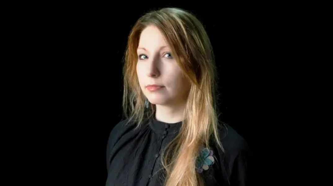 Ρωσικά εγκλήματα πολέμου: Η συγγραφέας Victoria Amelina στην Εντατική