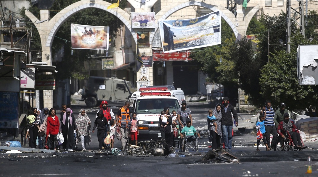 Μεσανατολικό: Η Χαμάς ανέλαβε την ευθύνη της επίθεσης με αυτοκίνητο στο Τελ Αβίβ - Οκτώ τραυματίες - Εικοσάχρονος Παλαιστίνιος ο δράστης.