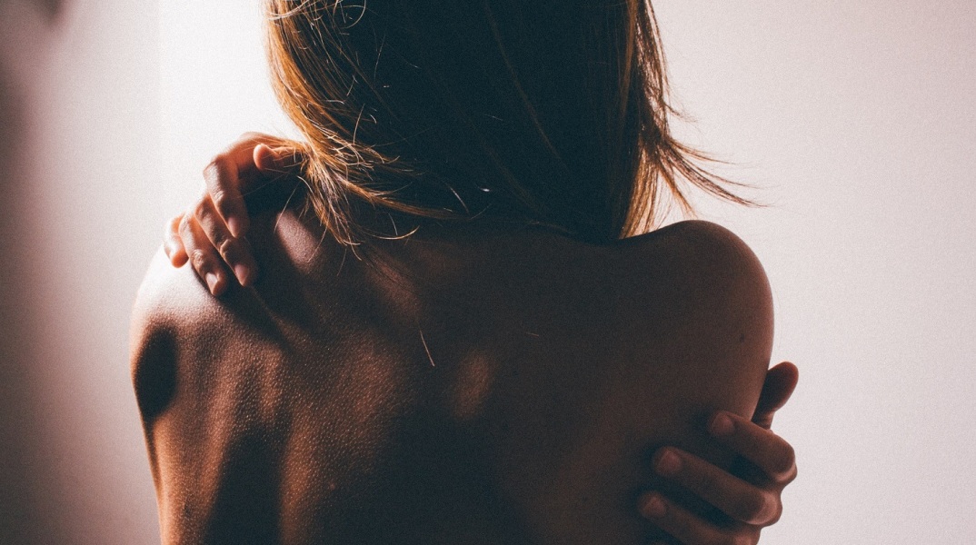 Κύκλωμα trafficking: Στη φυλακή η «Μαρίνα», γνωστή από πολλές υποθέσεις οίκων ανοχής και μαστροπείας - Εμπλέκεται στην υπόθεση του Κολωνού.