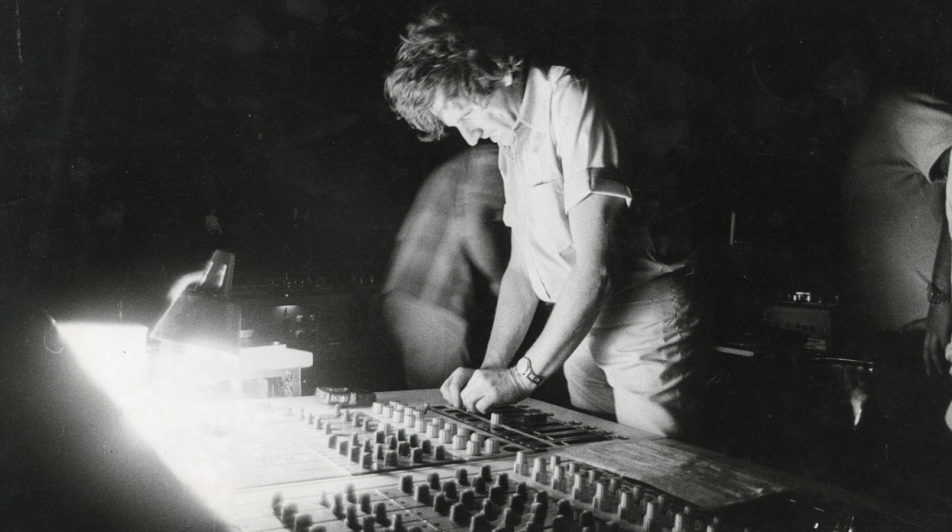 ΕΜΣΤ: Διοργανώνει τη μεγαλύτερη εκθεσιακή παρουσίαση του Ιάννη Ξενάκη διεθνώς - Σημαντικά ντοκουμέντα για τον πρωτοπόρο συνθέτη και θεωρητικό. 