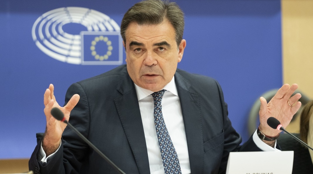 Μαργαρίτης Σχοινάς: Η Ευρώπη γυρίζει σελίδα στη μετανάστευση, τονίζει ο αντιπρόεδρος της Ευρωπαϊκής Επιτροπής   - Συμφωνία για οδικό χάρτη.