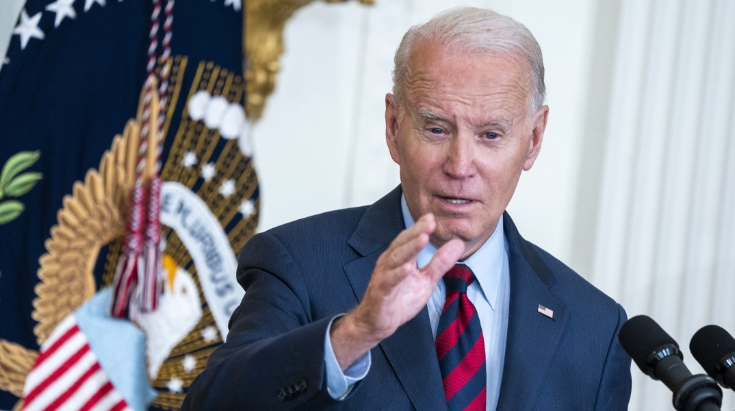 ΗΠΑ: Ο πρόεδρος Τζο Μπάιντεν αναχώρησε για το Ηνωμένο Βασίλειο πριν μεταβεί για τη σύνοδο κορυφής του ΝΑΤΟ στη Λιθουανία - Συνάντηση με τον βασιλιά Κάρολο.