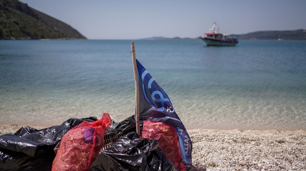 θαλάσσια σκουπίδια