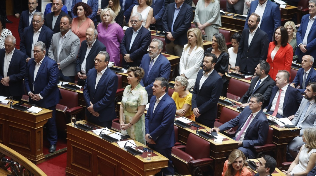 Η επόμενη μέρα μετά τις εκλογές για την κυβέρνηση και τα κόμματα της αντιπολίτευσης