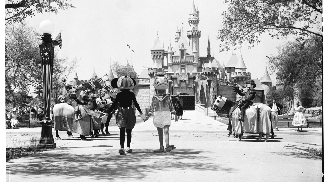 Σαν σήμερα 17 Ιουλίου 1955 άνοιξε η Disneyland στην Καλιφόρνια