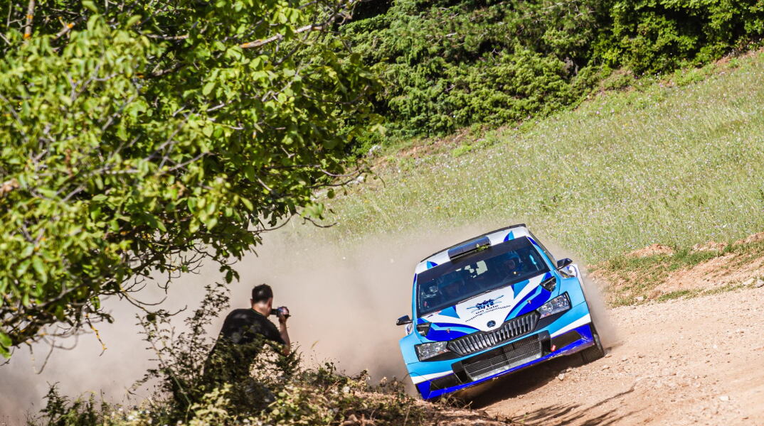 On Sale Rally Team: Ανεβάζει τον πήχη στον ελληνικό μηχανοκίνητο αθλητισμό.